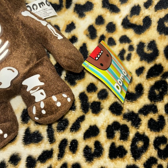 domo skeleton plush ! - Picture 3 of 5